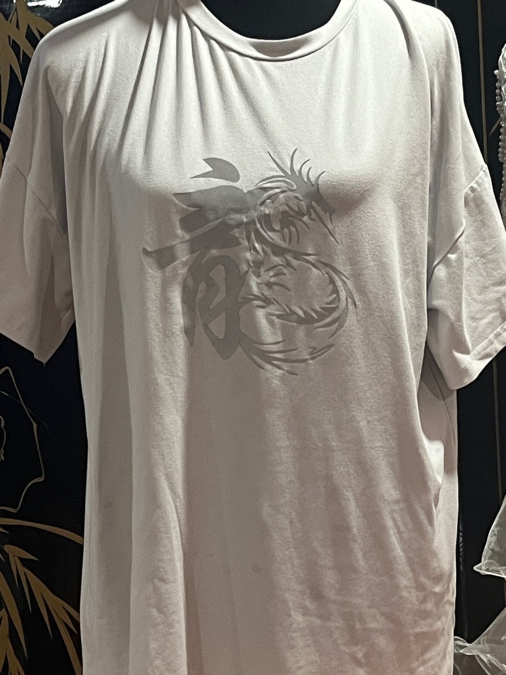 SHEIN White Short Sleeve Crewneck Tee with Subtle Gray Dragon Graphic